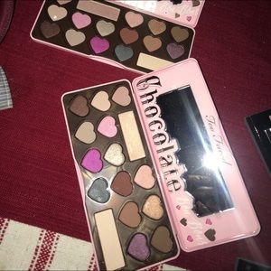 Too faced makeup palettes
